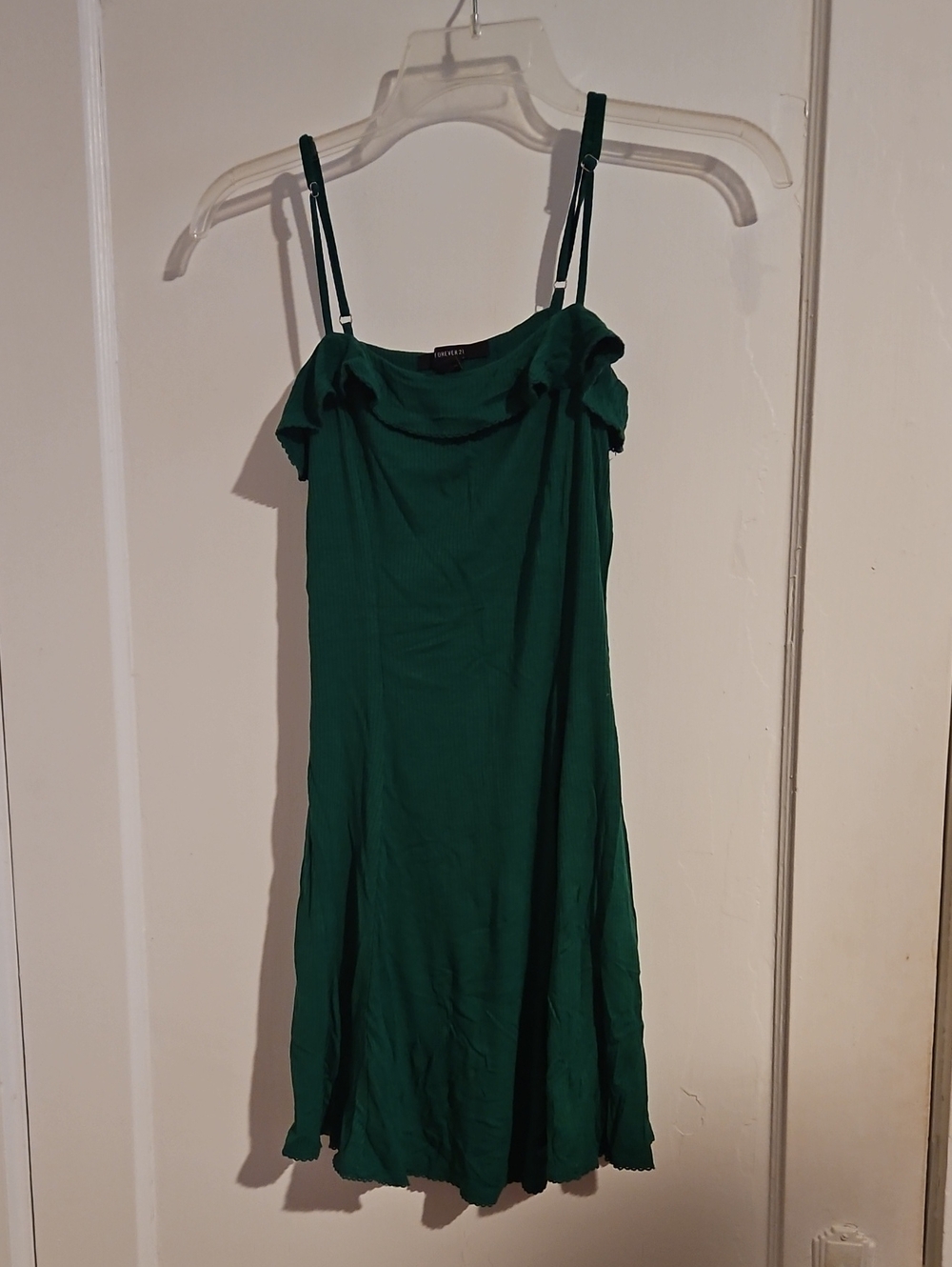 Forever 21 Emerald Green Spaghetti Strap Mini Dress Size Medium